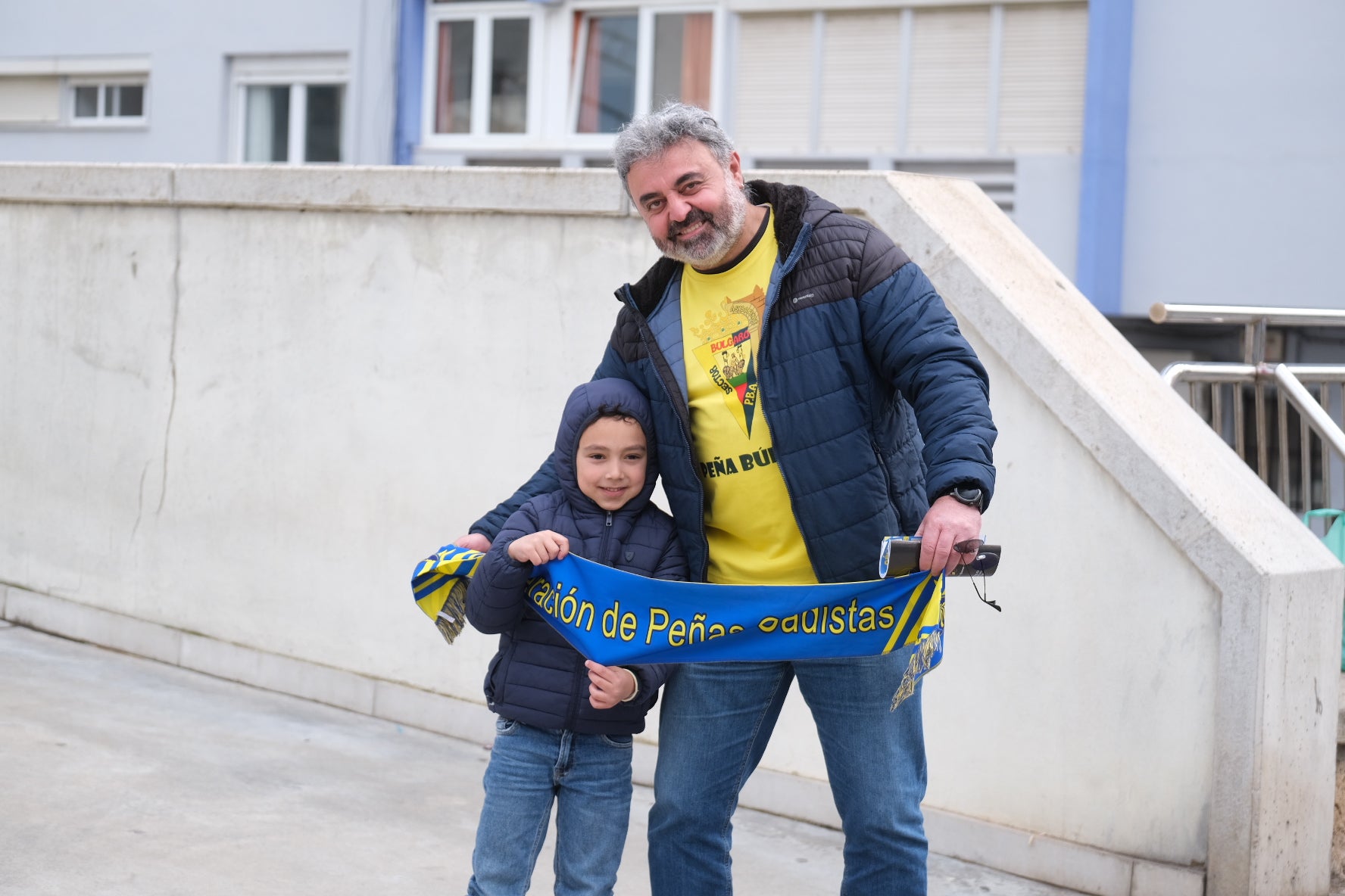 Búscate en los alrededores del estadio antes del partido Cádiz - Rayo