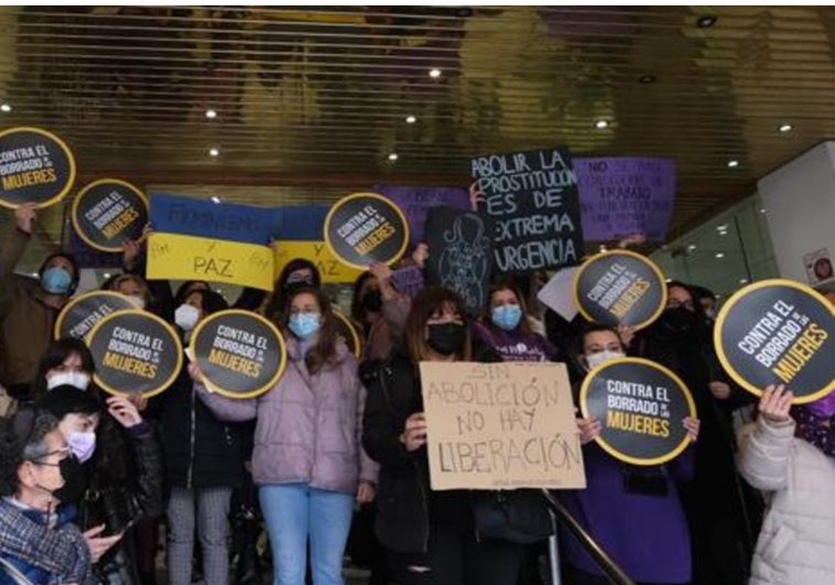 La Fundación de la Mujer niega un espacio a asociaciones de mujeres de Cádiz para celebrar el 8M