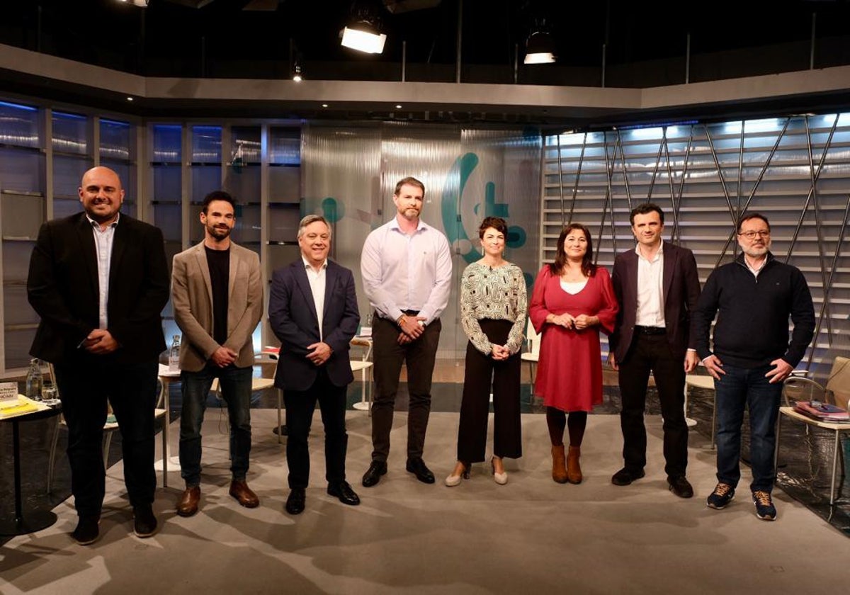 Los candidatos, antes de comenzar el debate organizado por la Asociación de la Prensa de Cádiz.