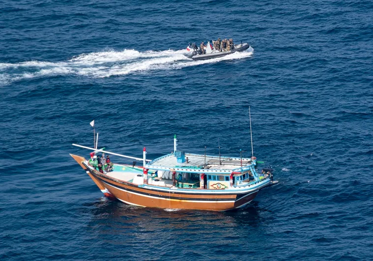 La operación 'Atalanta' incauta más de una tonelada de droga en el océano Índico