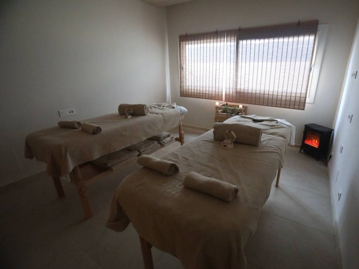 Así es el nuevo Spa de Cerveza del hotel Cádiz Bahía, el Beer Spa más grande de España