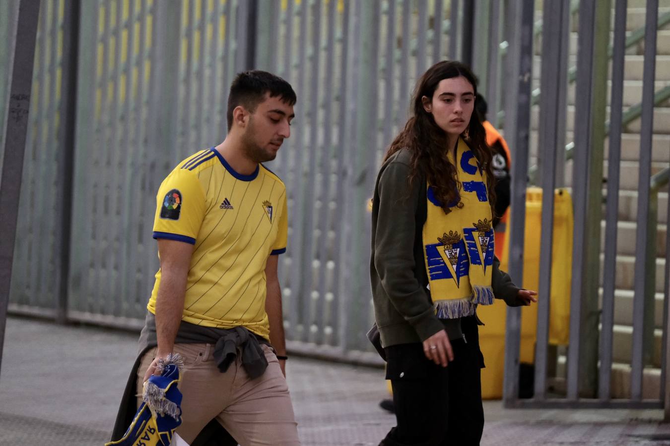 Búscate en la galería: ambiente en el partido Cádiz - Getafe
