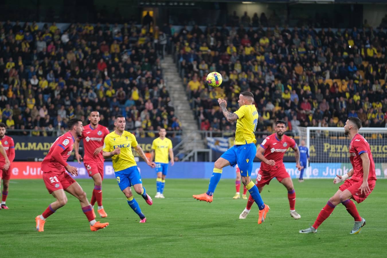Fotos: Partido Cádiz - Getafe en el antiguo estadio Carranza