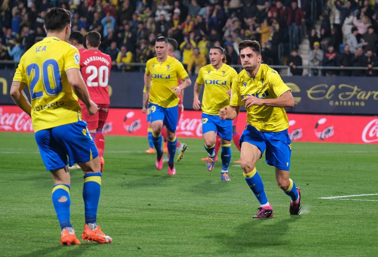 Fotos: Partido Cádiz - Getafe en el antiguo estadio Carranza