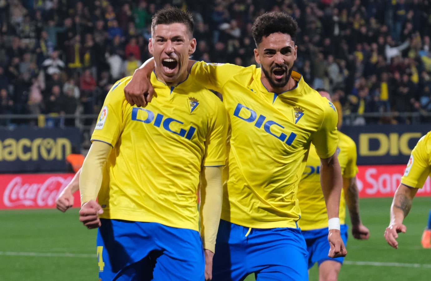 Fotos: Partido Cádiz - Getafe en el antiguo estadio Carranza