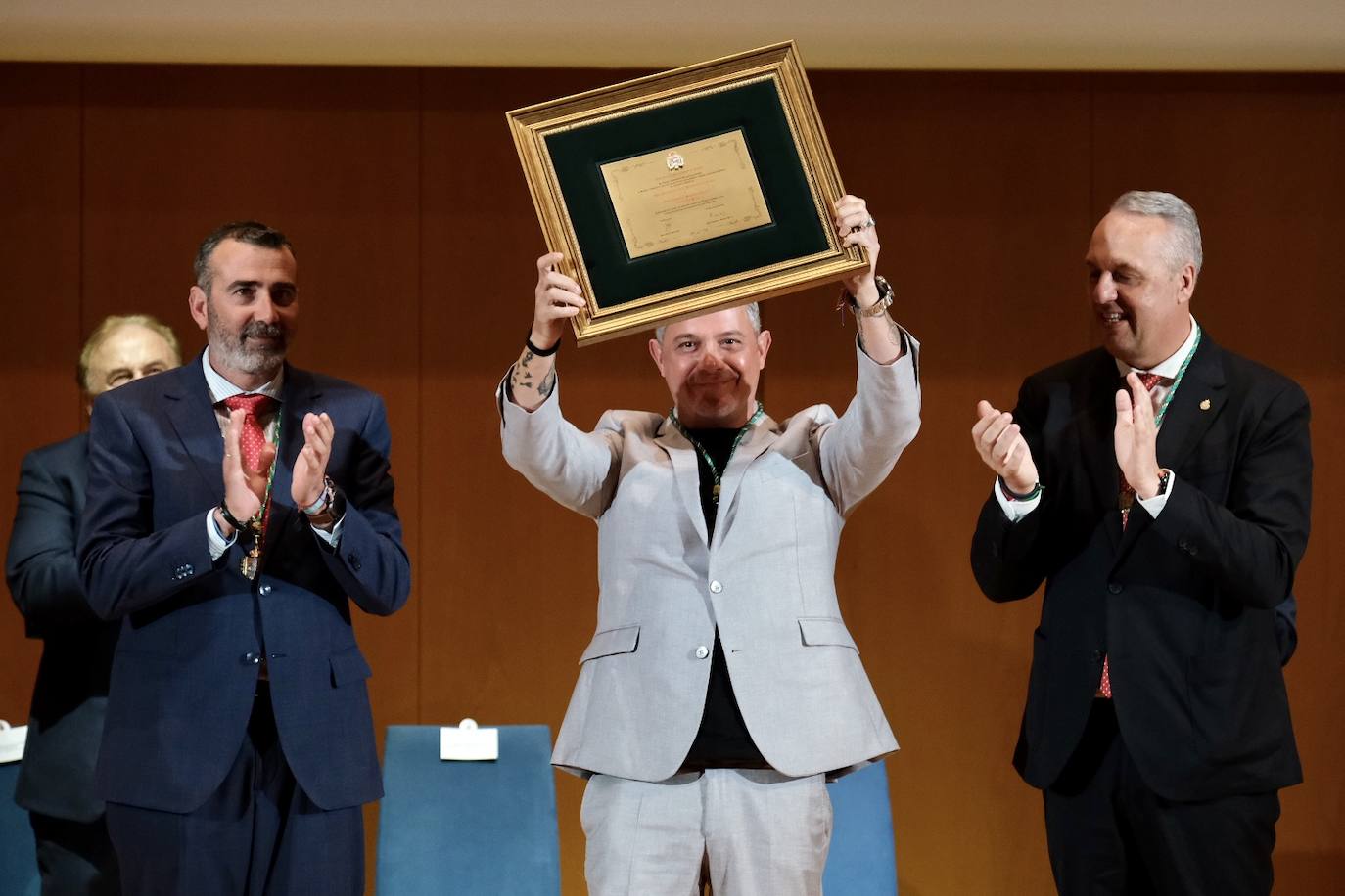 En imágenes: Alejandro Sanz y Lola Flores, Hijos Predilectos de Cádiz