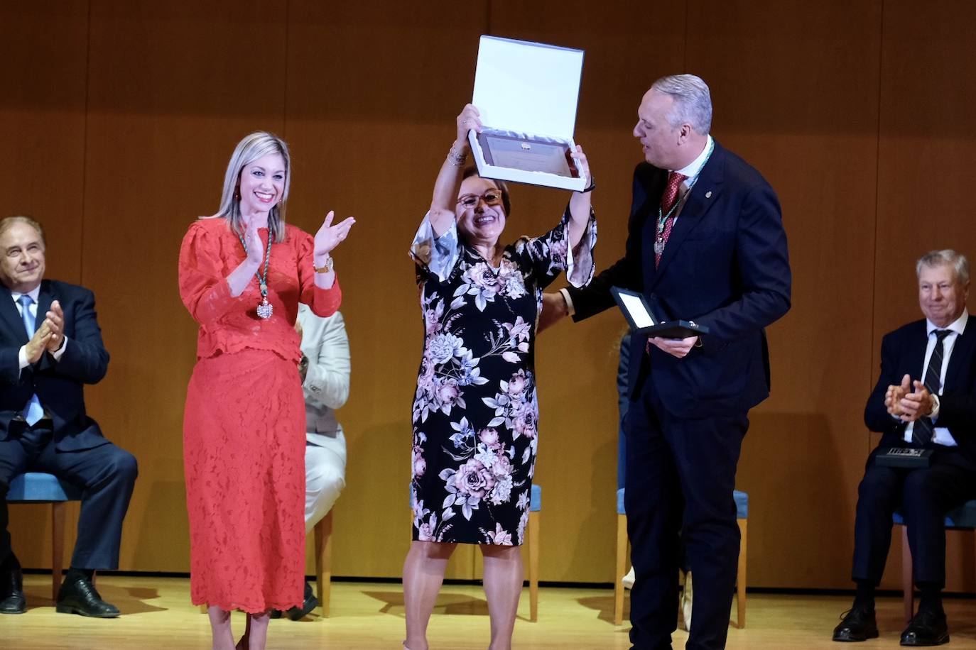 En imágenes: Alejandro Sanz y Lola Flores, Hijos Predilectos de Cádiz