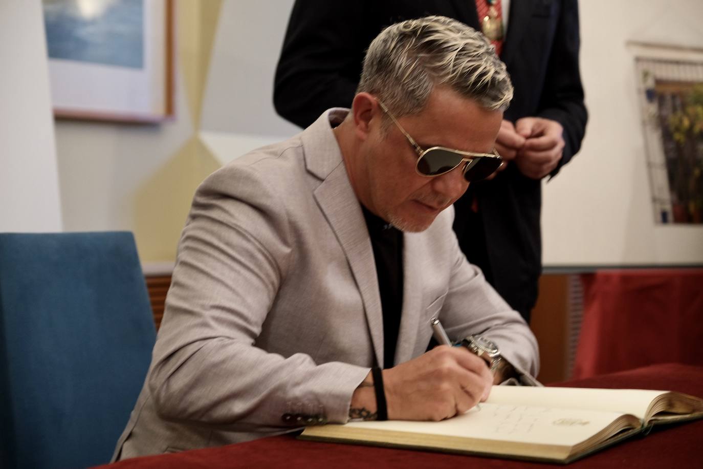 En imágenes: Alejandro Sanz y Lola Flores, Hijos Predilectos de Cádiz