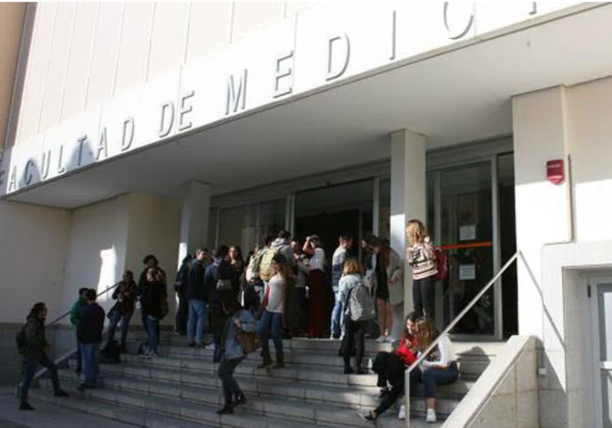 La UCA aumenta a 154 la oferta de plazas para Medicina de cara al próximo curso