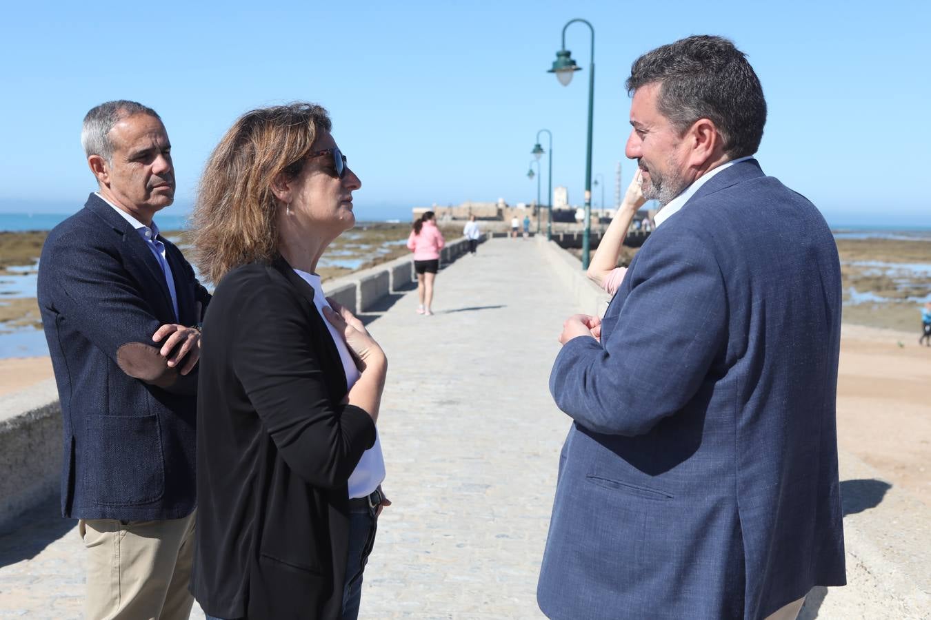 Ribera garantiza la restauración de las Murallas y deja al margen el Castillo de San Sebastián
