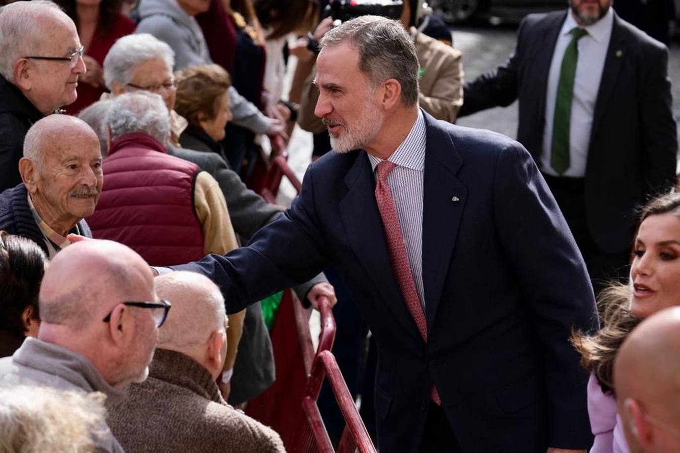 Fotos: la llegada de los Reyes de España para inaugurar el Congreso en Cádiz