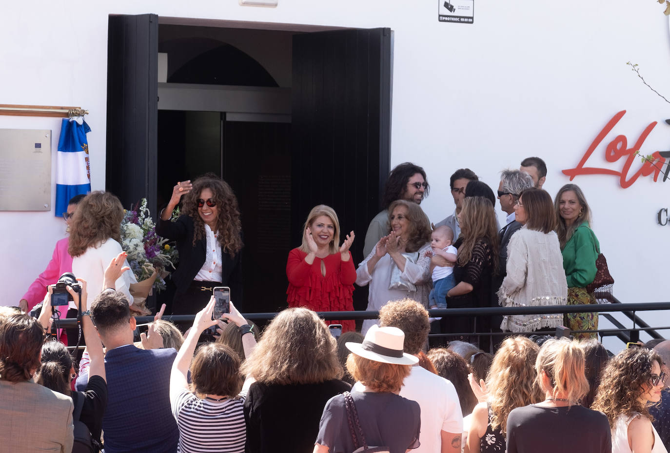 Fotos: La familia Flores inaugura el centro cultural en recuerdo de su madre Lola, &#039;La Faraona&#039;