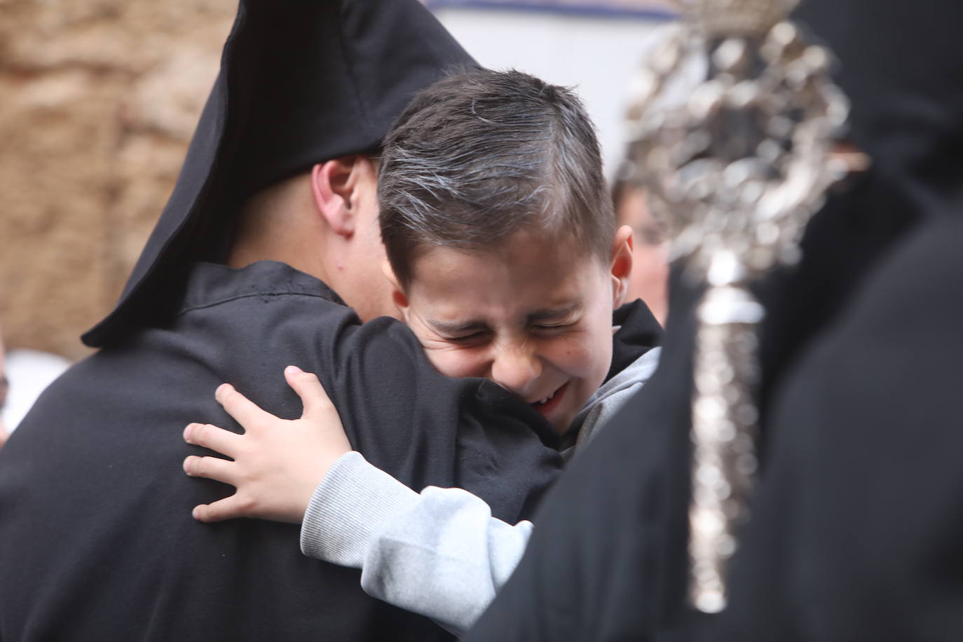 Fotos: Dolores de Servitas protagoniza la primera jornada de la Semana Santa en Cádiz