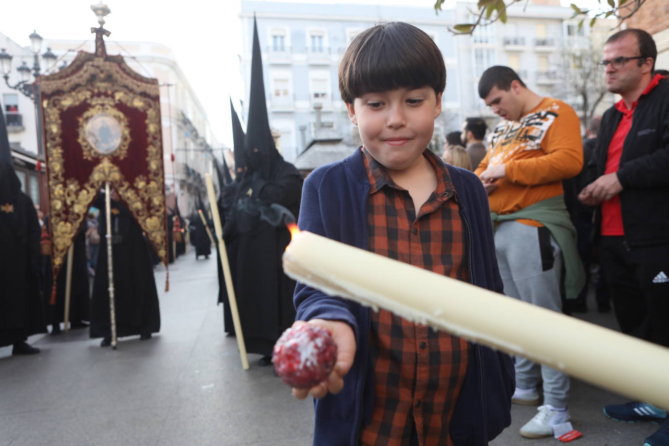 Fotos: Dolores de Servitas protagoniza la primera jornada de la Semana Santa en Cádiz