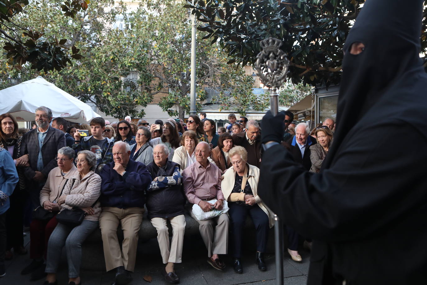 Fotos: Dolores de Servitas protagoniza la primera jornada de la Semana Santa en Cádiz