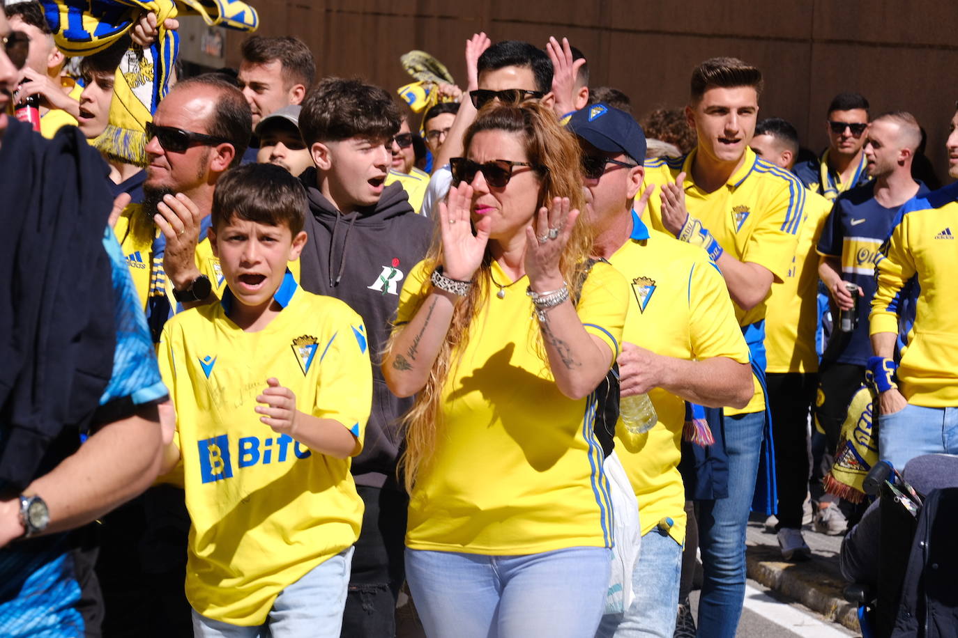 Fotos: Búscate en previa del partido Cádiz - Sevilla