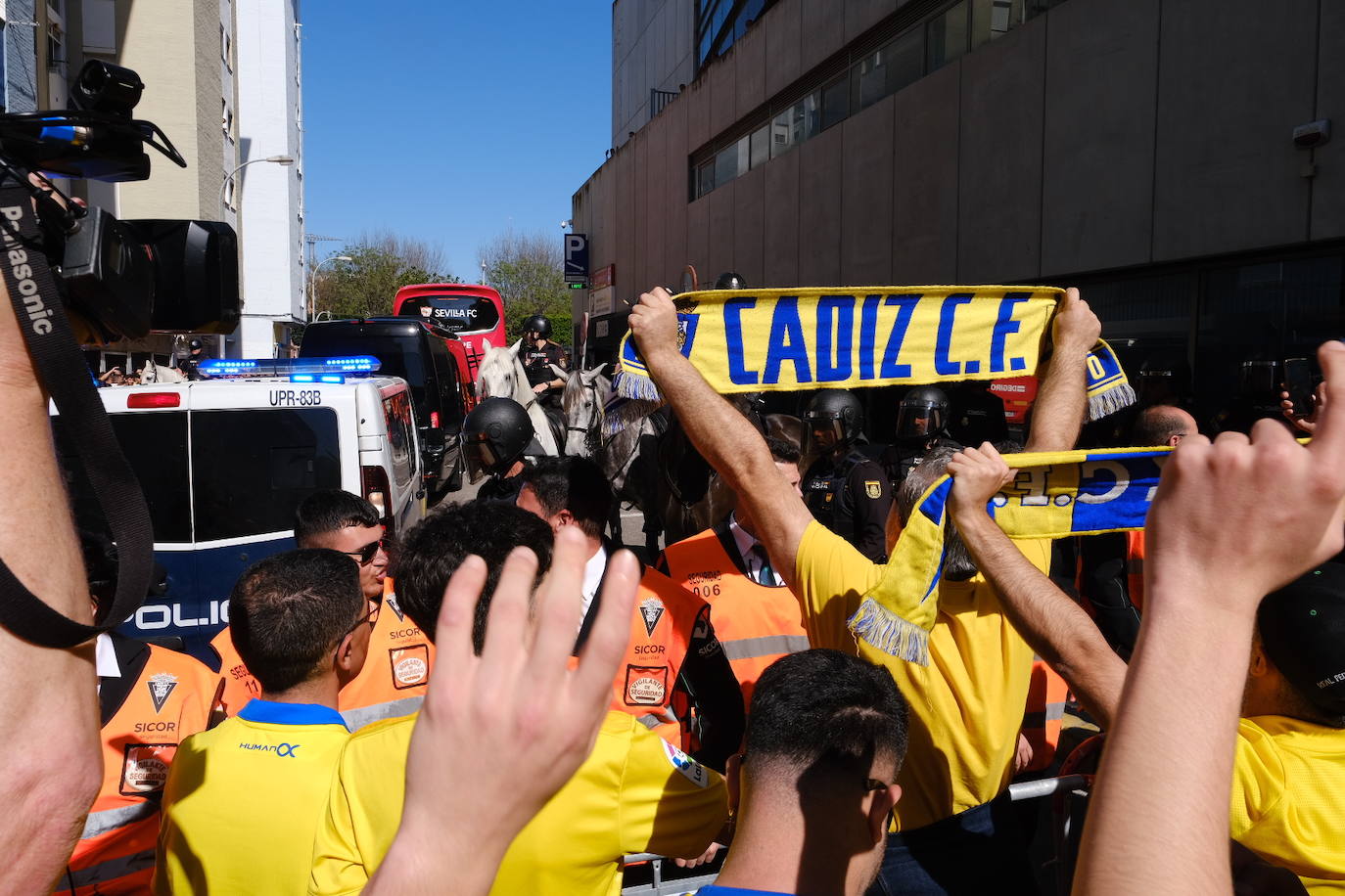 Fotos: Búscate en previa del partido Cádiz - Sevilla