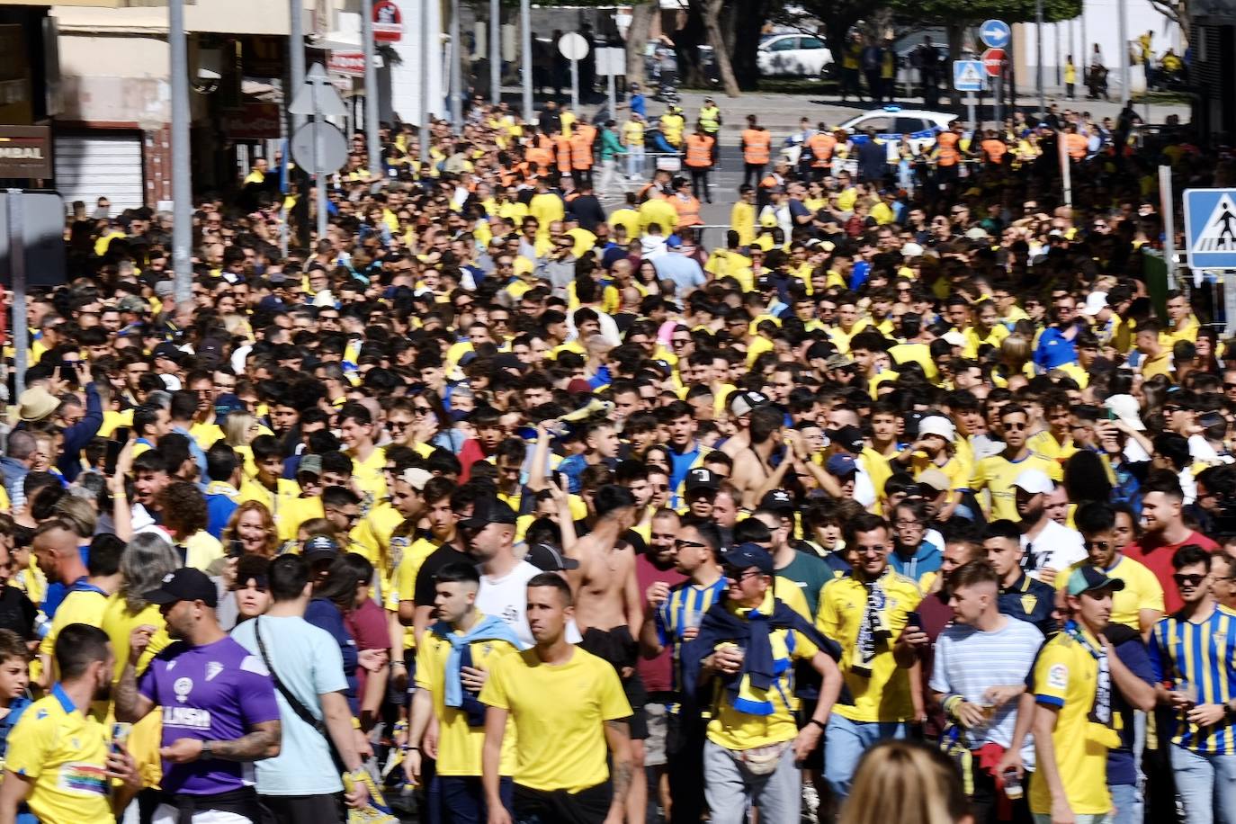 Fotos: Búscate en previa del partido Cádiz - Sevilla