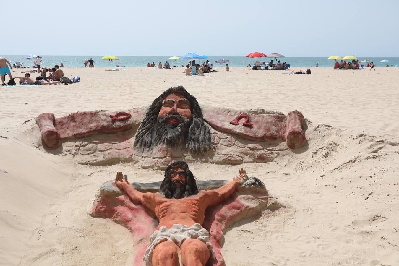 Fotos: Cádiz llena sus playas en Semana Santa