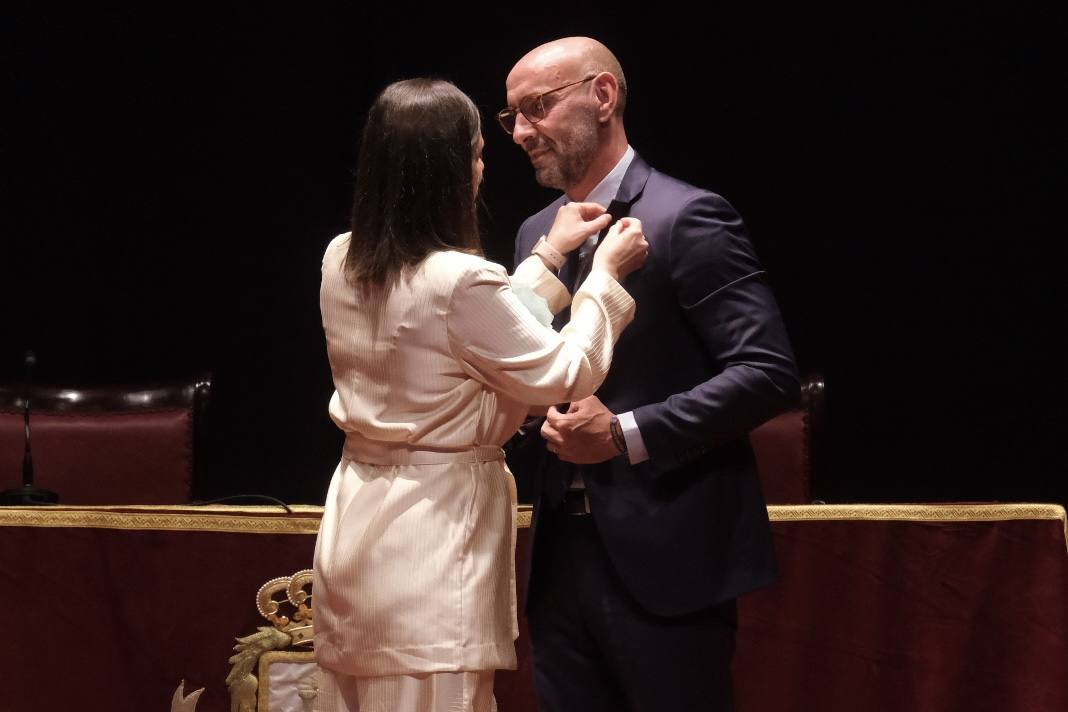 Fotos: Monchi recibe el Título de Hijo Predilecto de San Fernando