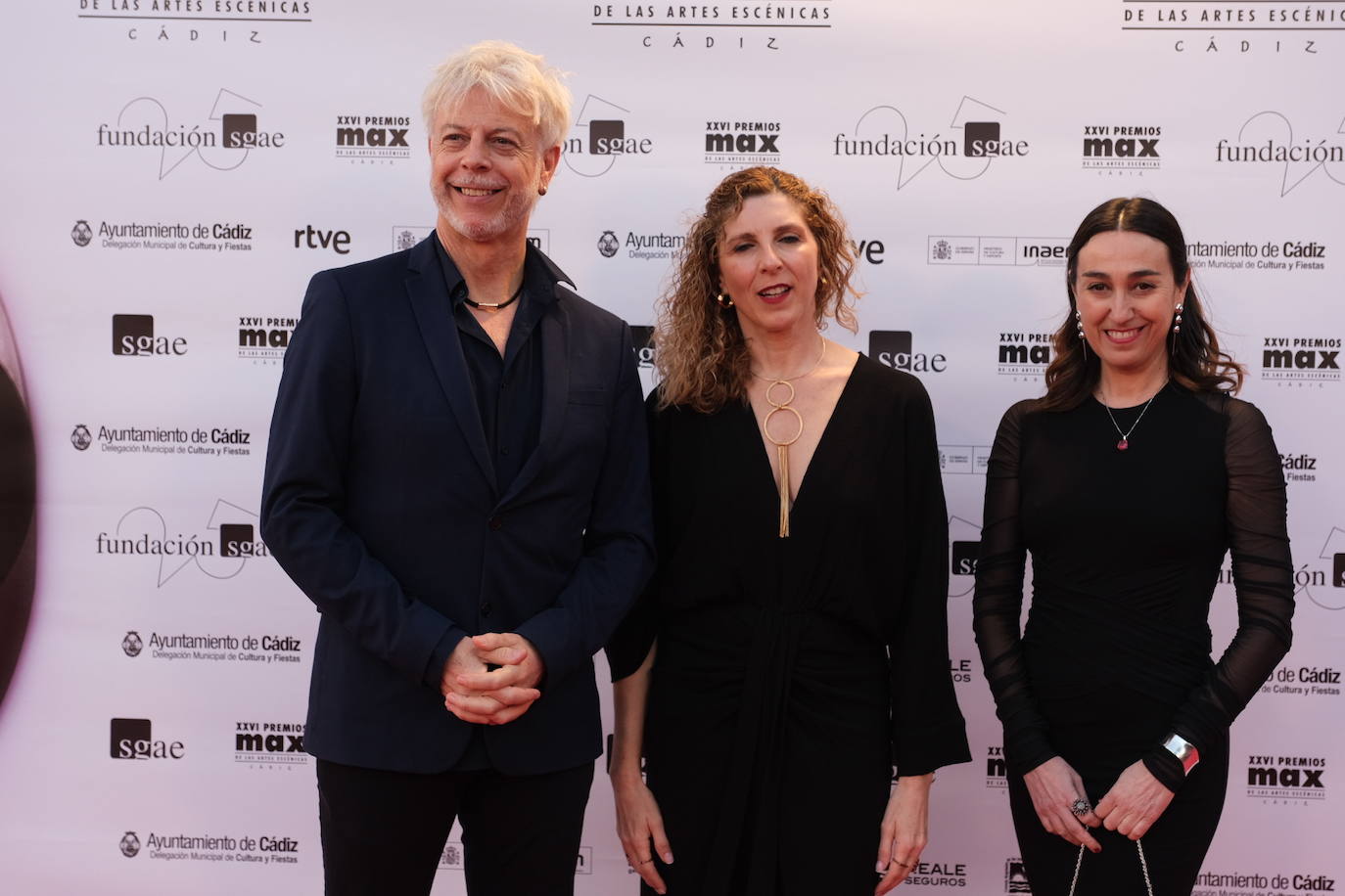 Fotos: La alfombra roja del Gran Teatro Falla