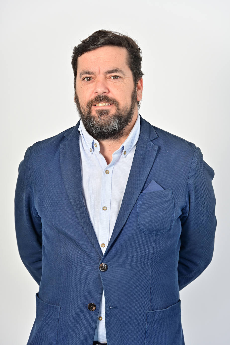 17-Carlos Sánchez Maira. 44 años. Agente Inmobiliario.