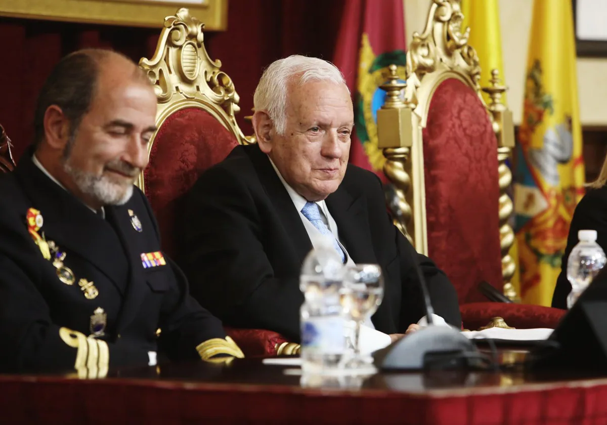Enrique Orduña ingresa en la Real Academia Hispanoamericana.