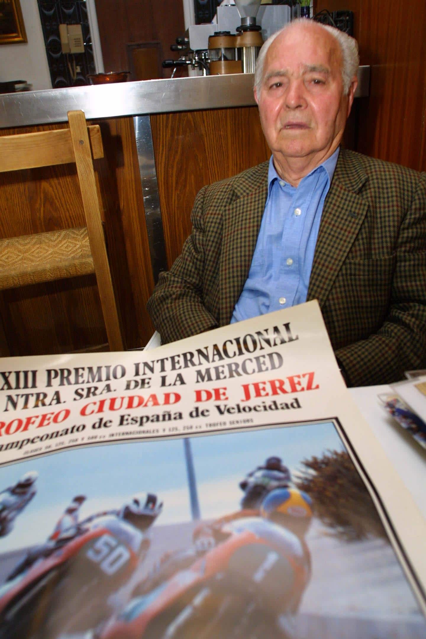 El fallecido Francisco Pacheco Romero, presidente del Motoclub Jerezano, le  propuso a Pedro Pacheco que construyese un Circuito Permanente