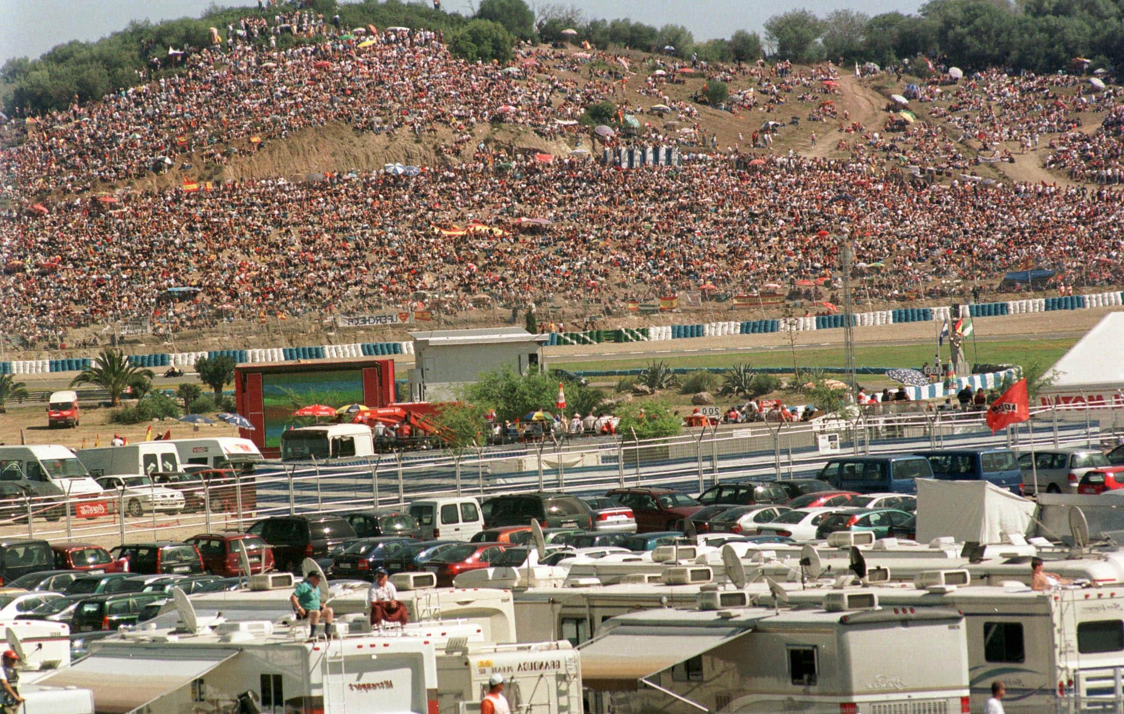 El buen tiempo y el gran ambiente son una tónica en el Circuito de Jerez.