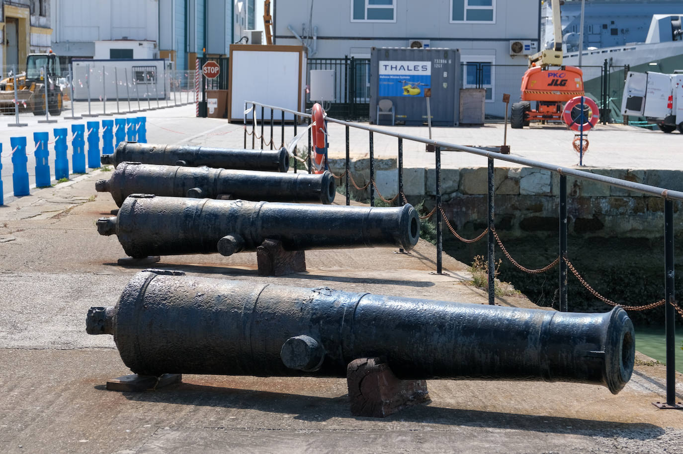 Fotos: Objetos recuperados por los trabajadores de la antigua Bazán de San Fernando