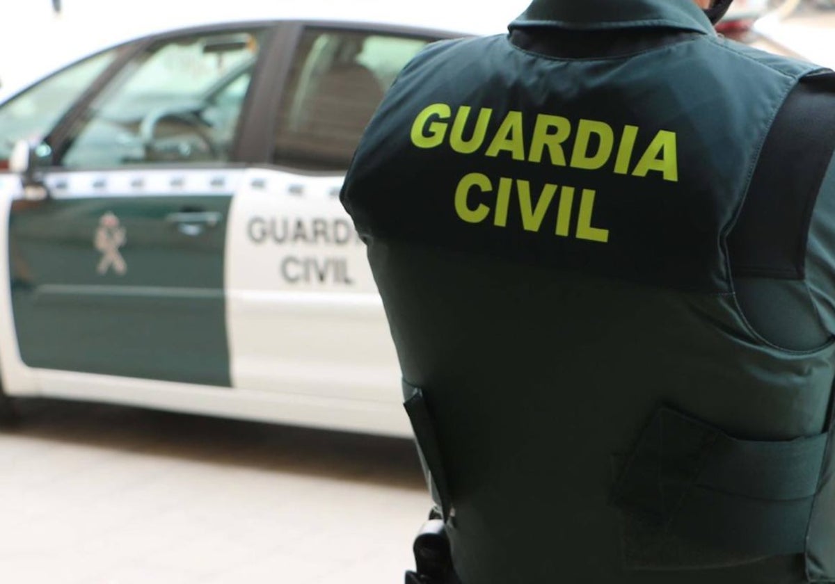 Tres detenidos en Algeciras tras agredir con un hacha a un vecino de Guadiaro