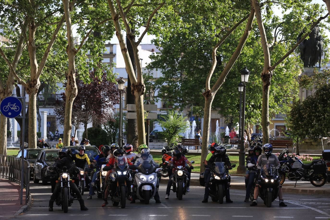 Fotos: Gran ambiente de aficionados en Jerez