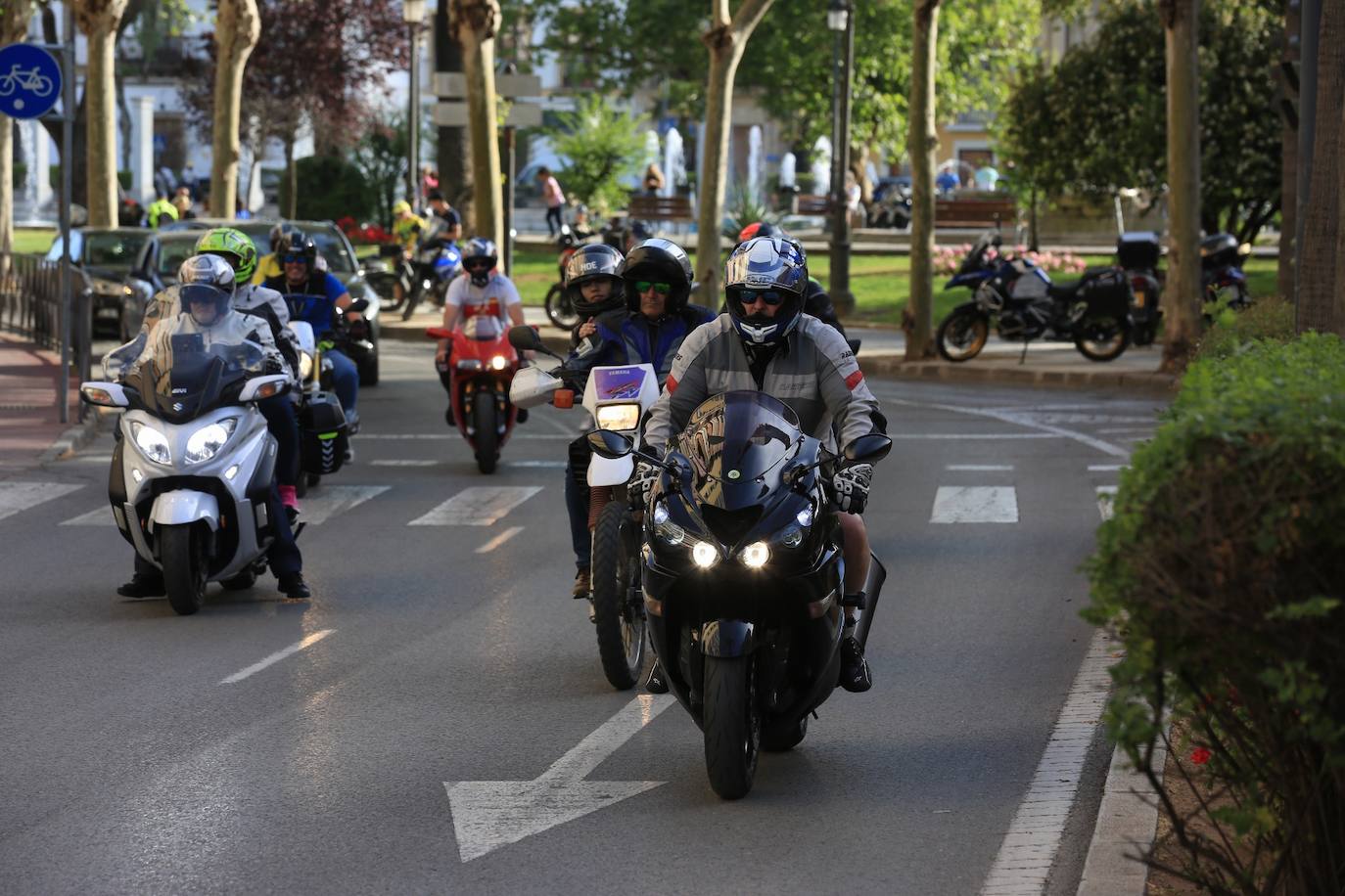Fotos: Gran ambiente de aficionados en Jerez