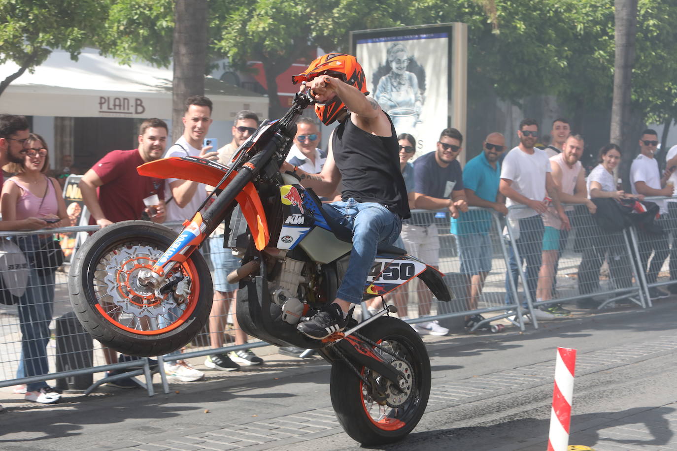 Fotos: Sábado de motos con gran ambiente en El Puerto