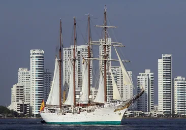 El Juan Sebastián de Elcano deja Cartagena de Indias y navega en demanda de Costa Rica