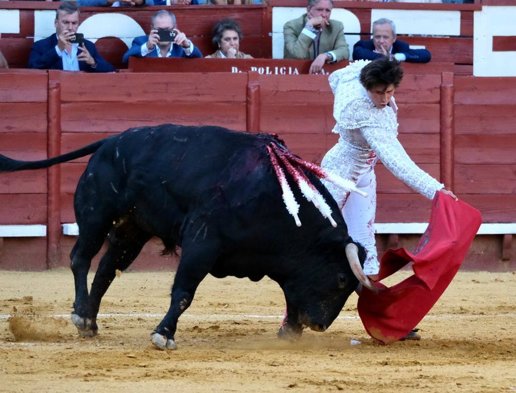 Fotos: Sábado de toros en Jerez con El Juli, Manzanares y Roca Rey