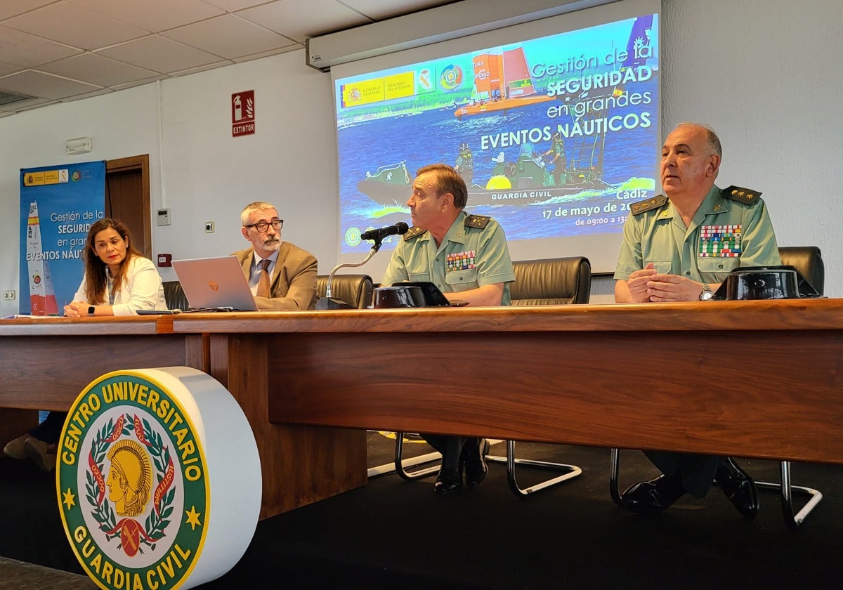 Inauguración de las jornadas sobre seguridad en grandes eventos.