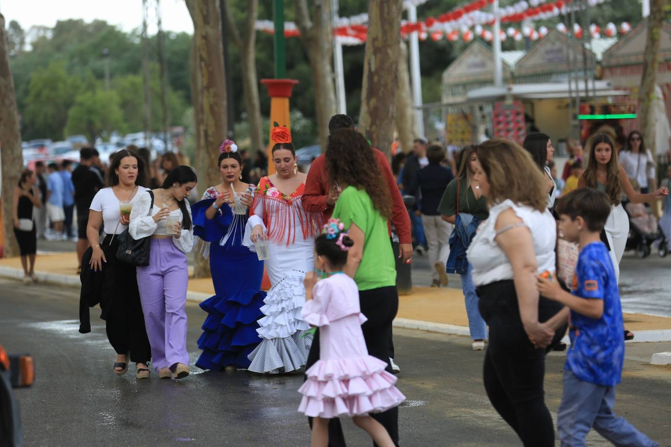 Fotos: El Puerto vive su primer día de Feria