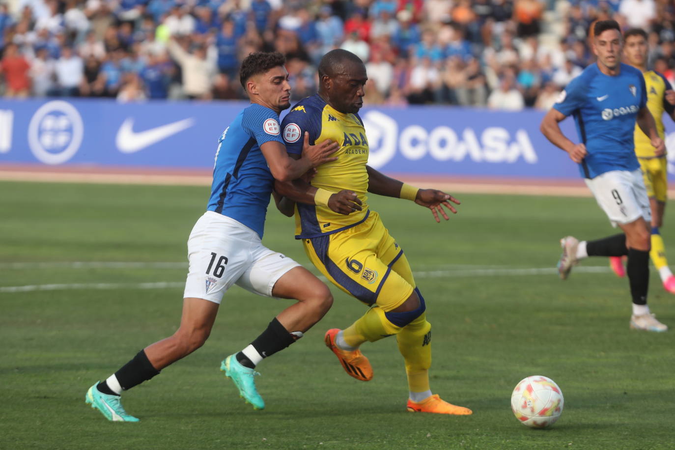 Fotos: San Fernando CD-Alcorcón en el estadio Bahía Sur