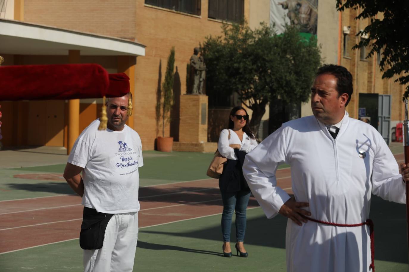 Fotos: Así ha sido la procesión de María Auxiliadora en Cádiz