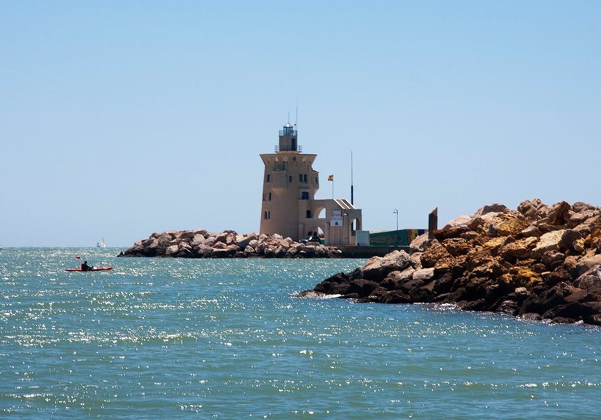 Puerto Sherry instala una boya oceanográfica para recopilar datos y mejorar la protección del mar