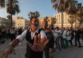 Vídeo: La campaña electoral de Cádiz Sí se cierra con la conga de Ismael Beiro