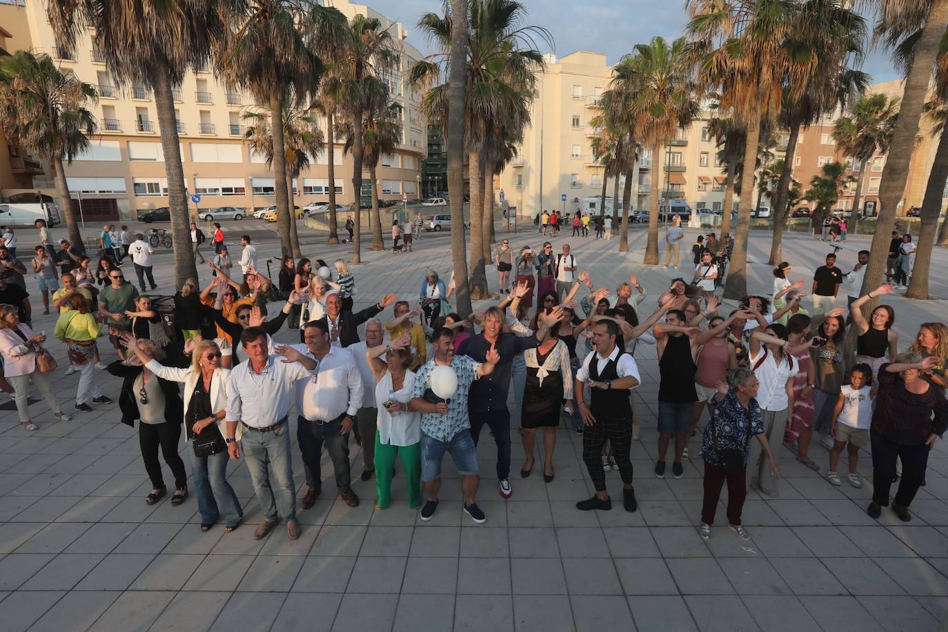 Fotos: Así ha sido el cierre de campaña de los candidatos a la Alcaldía de Cádiz