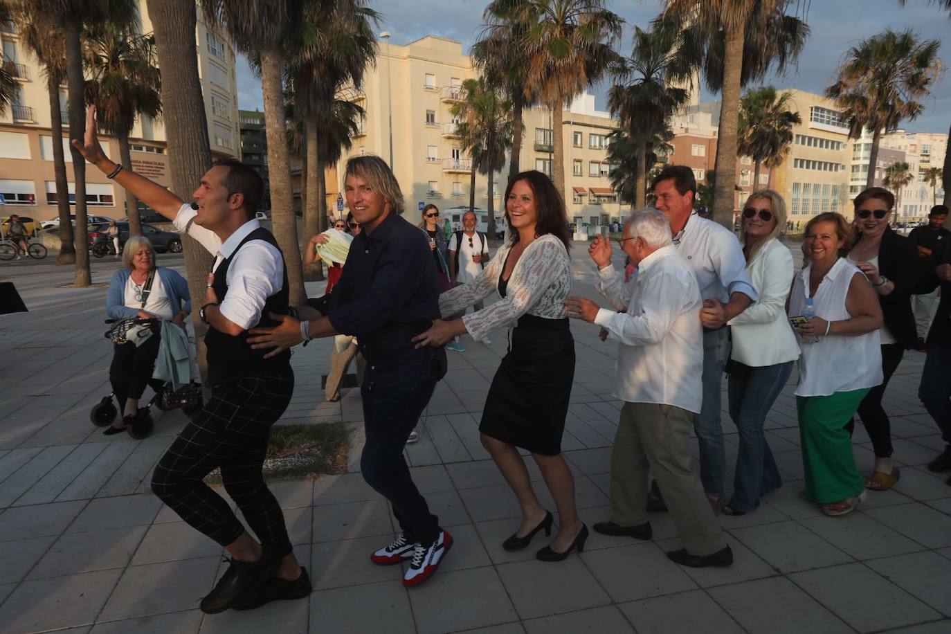 Fotos: Así ha sido el cierre de campaña de los candidatos a la Alcaldía de Cádiz