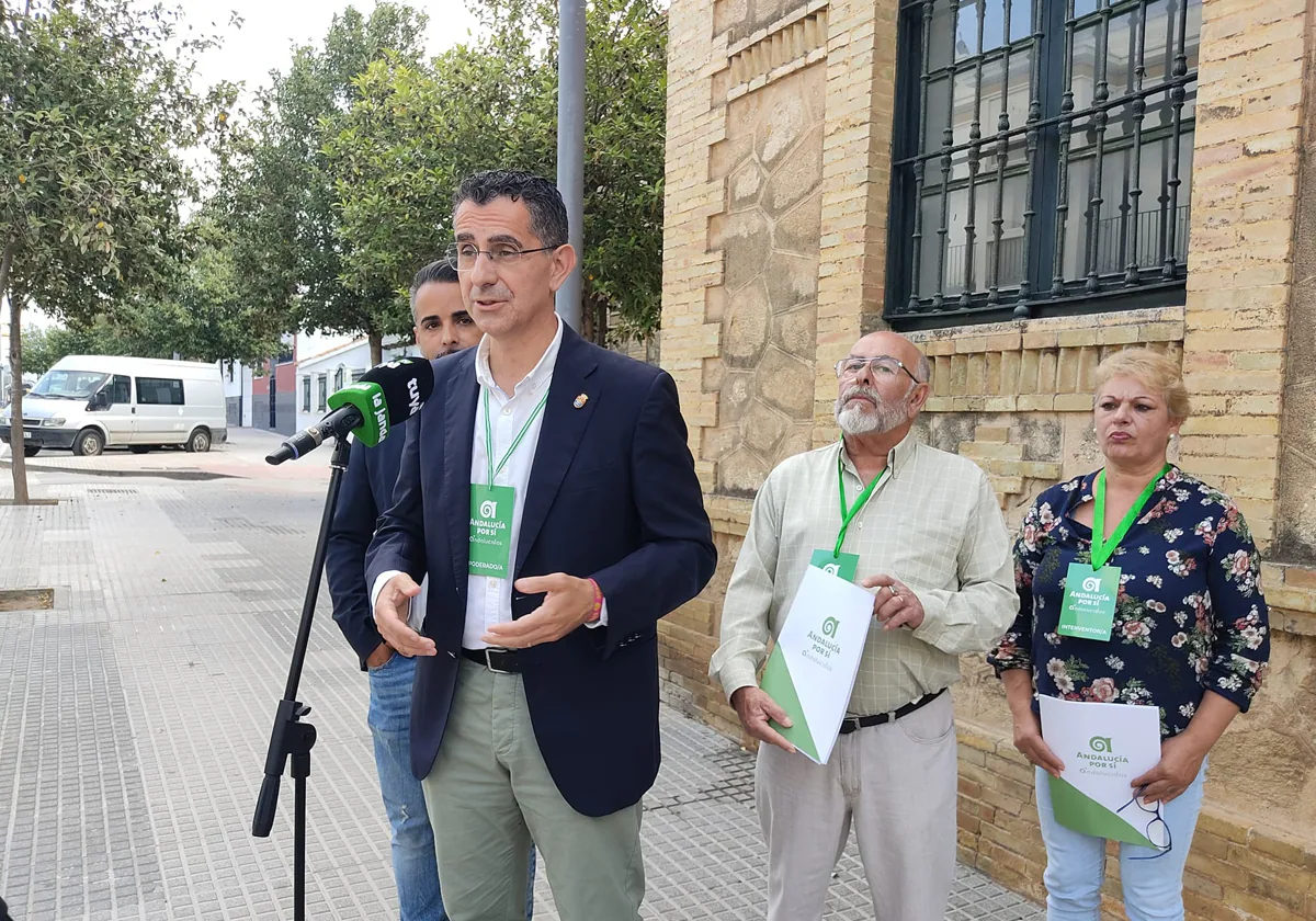 El andalucista Miguel Molina revalida en Barbate aunque pierde la mayoría absoluta