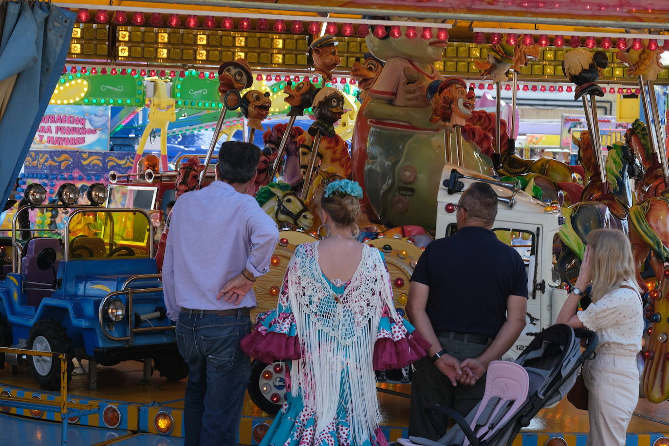 Fotos: La Feria de la Primavera vive un intenso viernes