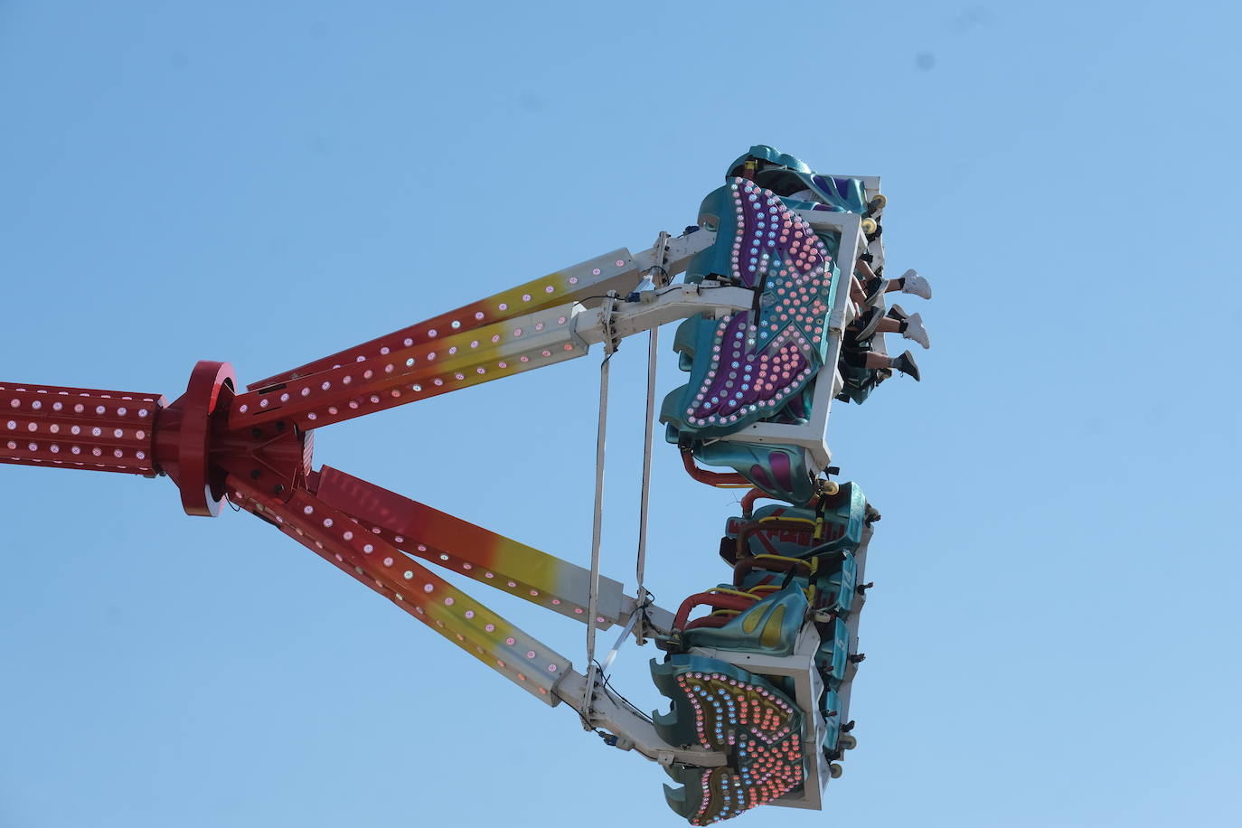 Fotos: La Feria de la Primavera vive un intenso viernes
