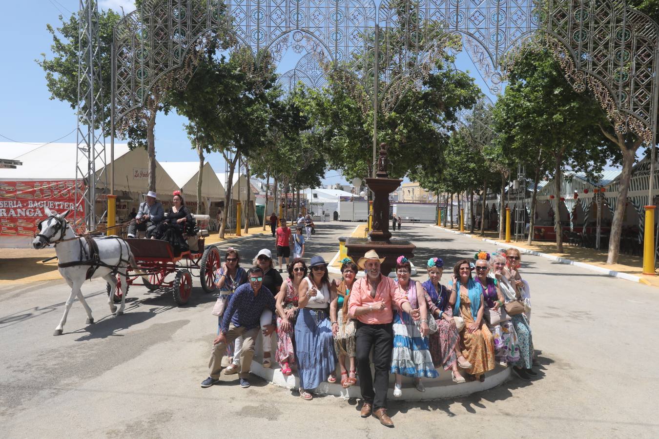 Fotos: Gran domingo de feria en Puerto Real