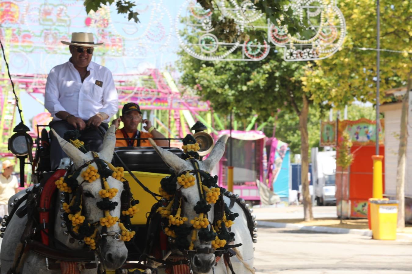 Fotos: Gran domingo de feria en Puerto Real