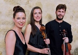 El Centro Fundación Unicaja de Cádiz acoge un recital de música de cámara de Karelia Trío